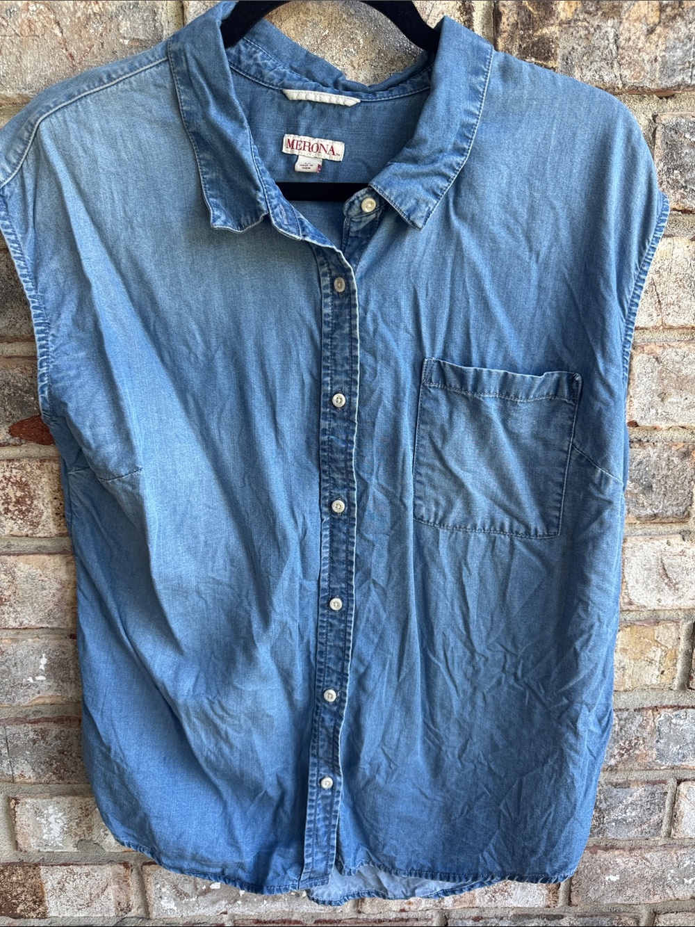 Merona Blue Sleeveless Denim Button-Down Shirt